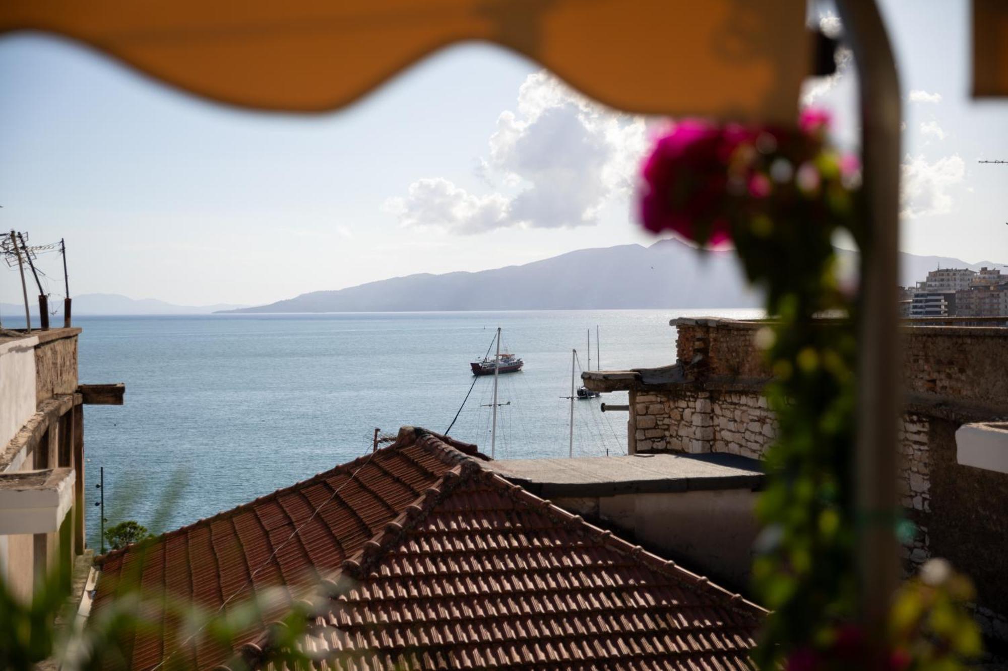 Jonian Boutique Hotel Sarandë Exterior foto