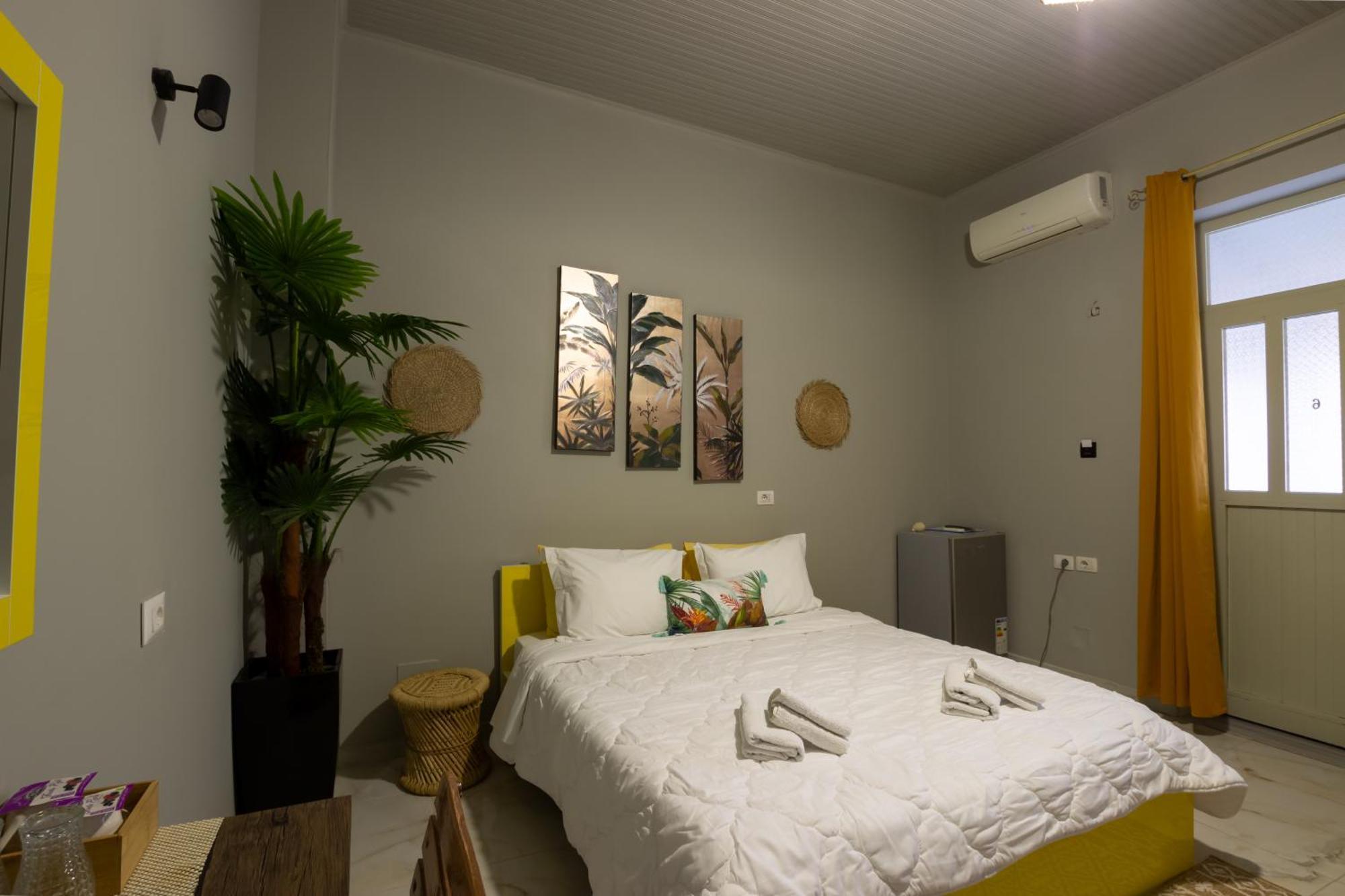 Jonian Boutique Hotel Sarandë Cameră foto